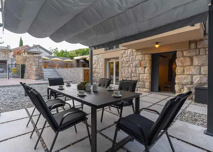 With Pool In Grizane 51280 Holiday home Grizane-Belgrad